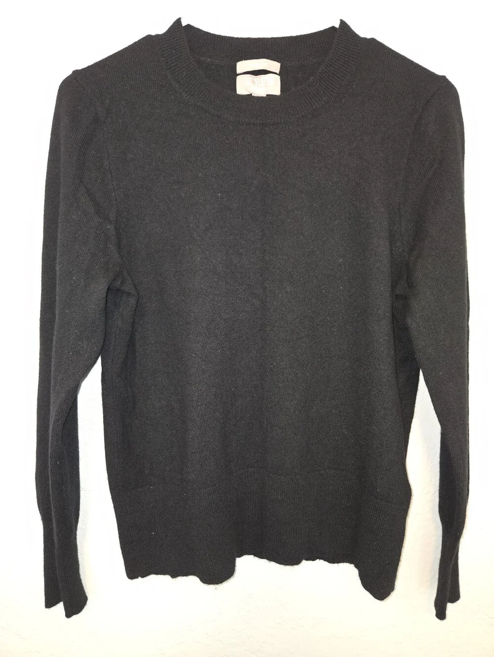 J. Crew 100% Cashnere Black Crewneck Pullover Sweater, Size Medium - Picture 2 of 8